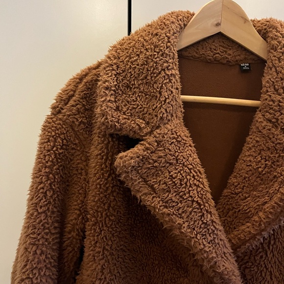 Uniqlo Cozy Brown Teddy Coat - Picture 3 of 6